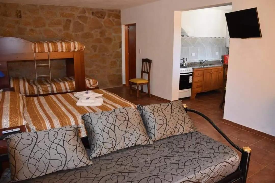Hostal "El Tomolasta" La Carolina Szoba fotó