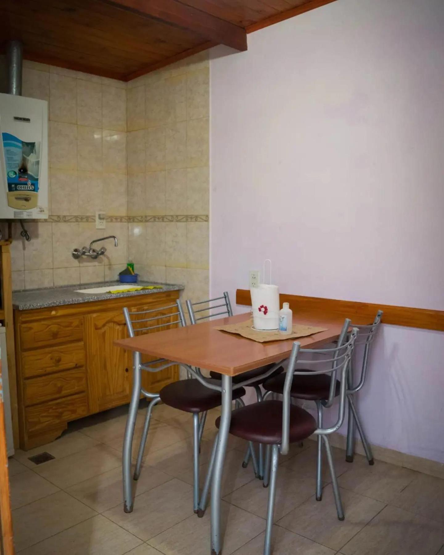 Hostal "El Tomolasta" La Carolina Kültér fotó